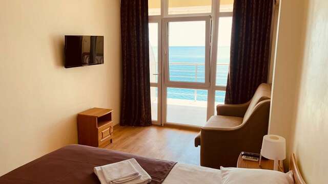 Гостевой дом Морской Берег Рыбачье-24